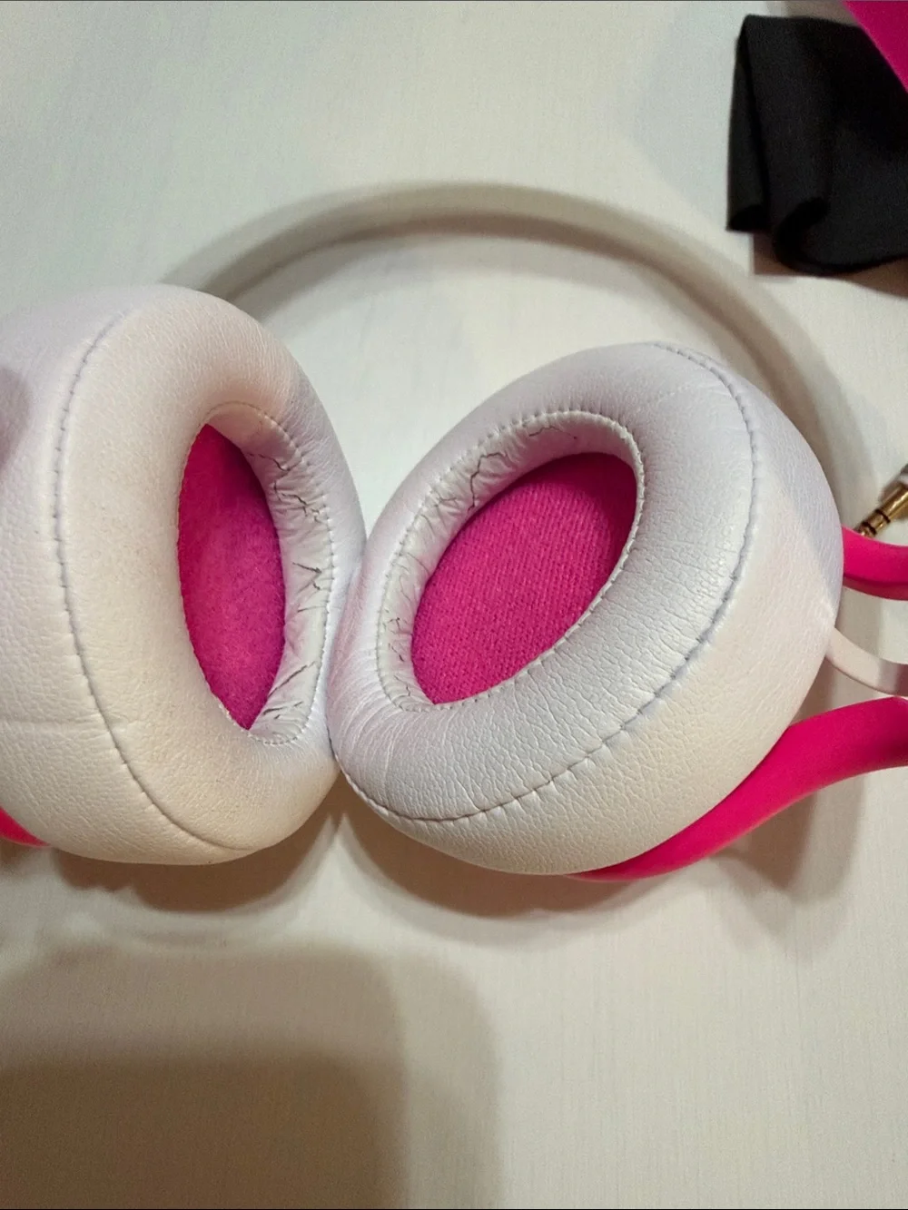 Beats by Dr. Dre MIXR Neon Pink Over the Head DJ Headphones DISCONTINUED Rare